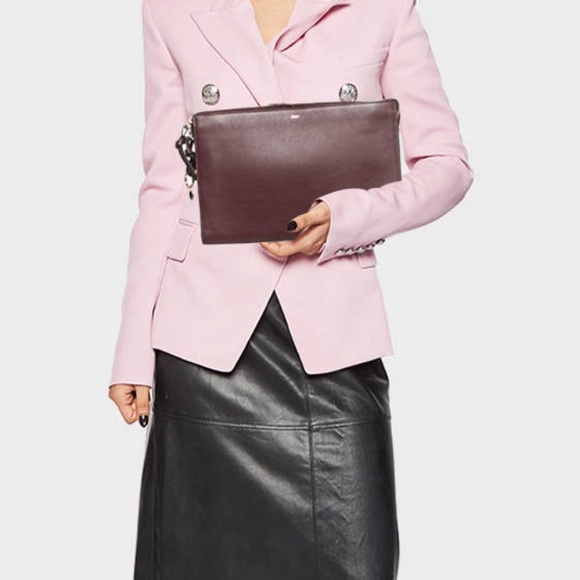 CHLOE FLAT POUCH ALPHABET BURGUNDY - Picture 2 of 9